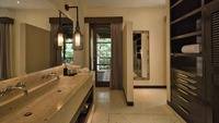 The Hidden Palace - Emperor Suite Bath Room 2